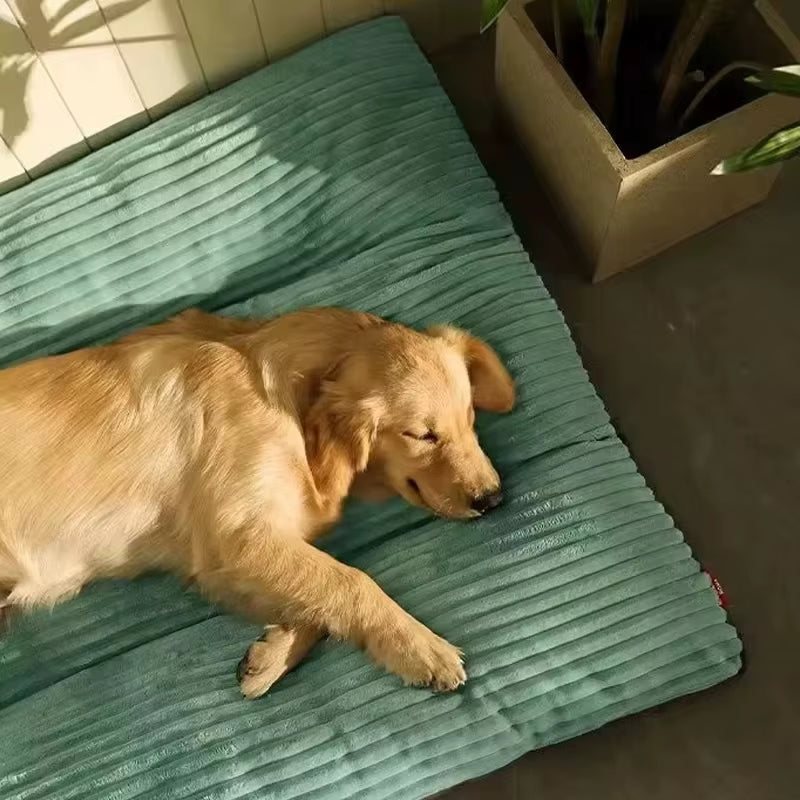 Winter Warm Dog Bed – Soft Corduroy Sleeping Mat for Small, Medium & Large Dogs, Washable & Detachable